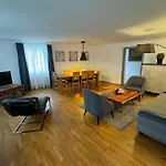 Guesthouse Mozart - Apartment House